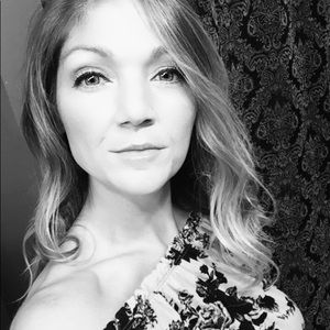 Meet your Posher, Laurel